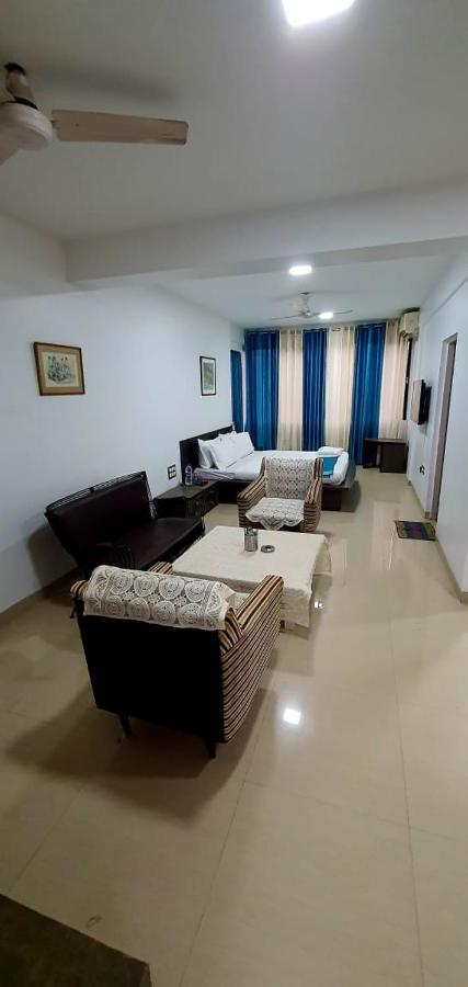 Yoyo Goa, The Apartment Hotel Вагатор Экстерьер фото